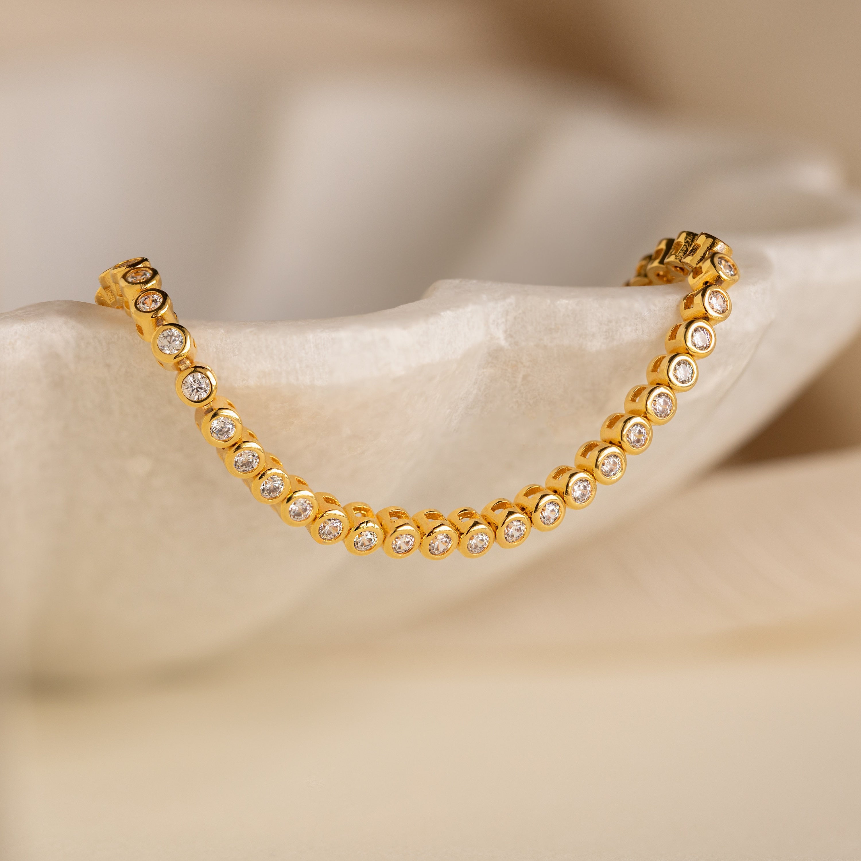 Diamond Bezel Tennis Bracelet 18K Gold